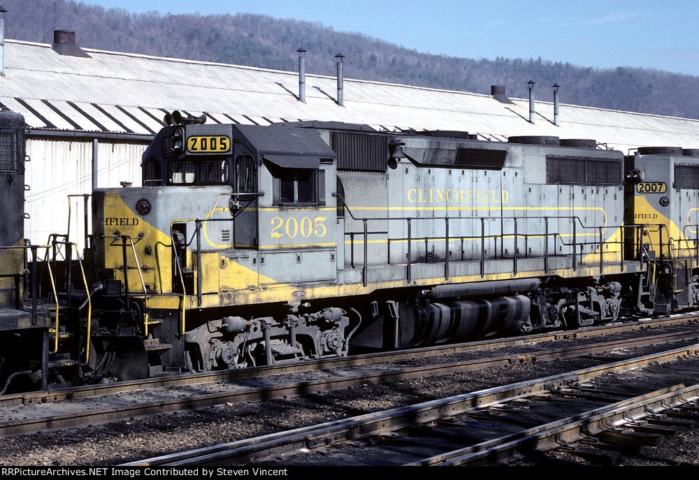Clinchfield GP38 CRR #2005
